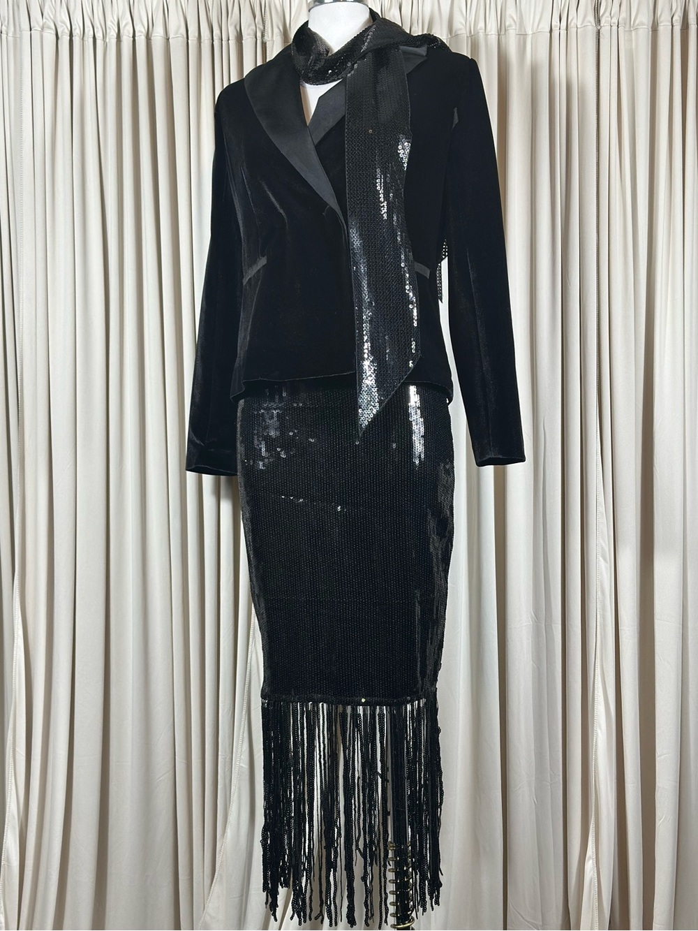 Promesa Blazer/Skirt/Scarf